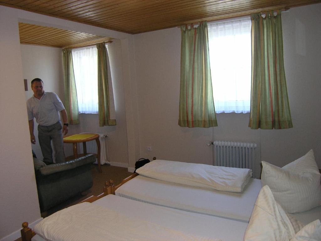 Gasthof Am See Seedorf  객실 사진